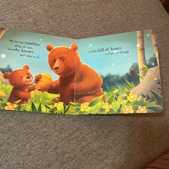 ✨4 FOR $15✨ LOVE MY DADDY + MOMMY BOOK COMBO - Picture 5 of 5